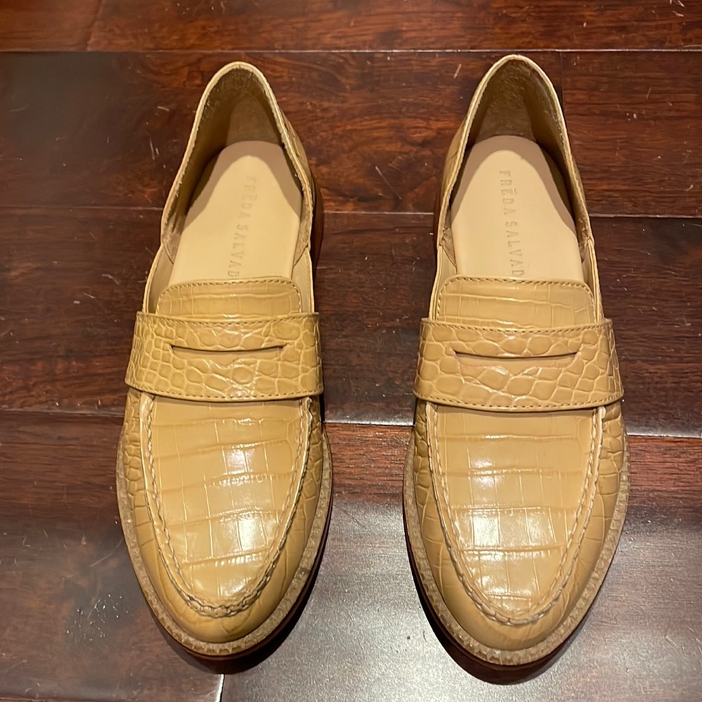 Freda Salvador Tan Croc-Embossed Leather Loafers